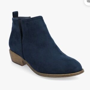 Journee Collection-Rimi Dark Blue Ankle Booties Size 8.5WD